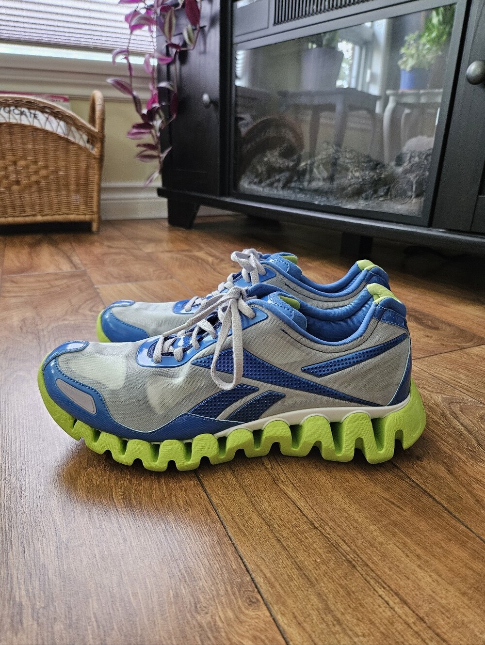 Reebok Zigtech Men's 9 New